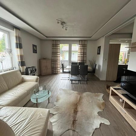 Ferienwohnung Mit Blick Auf Die Buchensteinwand Hochfilzen Bagian luar foto