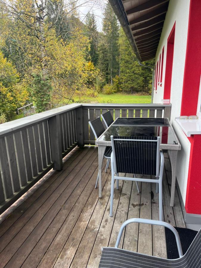 Ferienwohnung Mit Blick Auf Die Buchensteinwand Hochfilzen Bagian luar foto